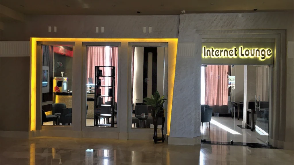 الفندق إيه أم سى رويال - الغردقة